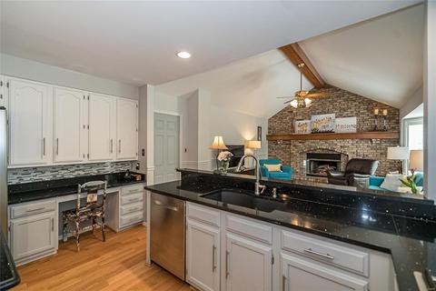 1213 Red Oak Plantation Dr, Ballwin, MO 63021 photo 25