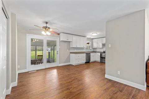 548 Saint Josephs, Ballwin, MO 63021 photo 11
