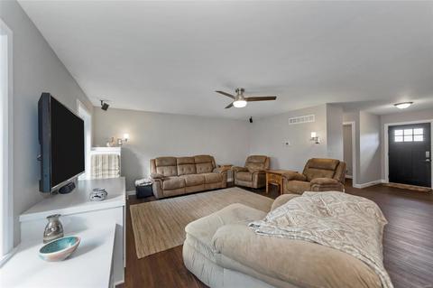 12 Summer Ct, O'fallon, MO 63366 photo 3