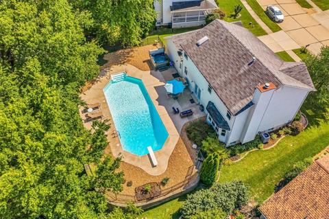 2090 Hackmann Estates Dr, Saint Charles, MO 63303 photo 8