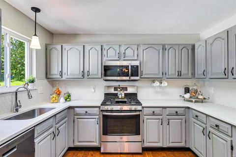 2090 Hackmann Estates Dr, Saint Charles, MO 63303 photo 18
