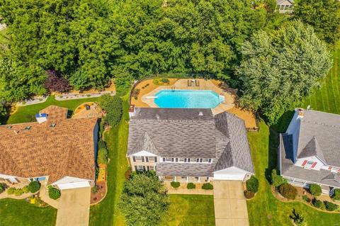 2090 Hackmann Estates Dr, Saint Charles, MO 63303 photo 7