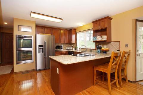 11 Windsor Ln, Ballwin, MO 63011 photo 9