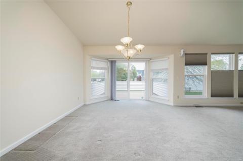 682 Hawk Run Dr, O'fallon, MO 63368 photo 10