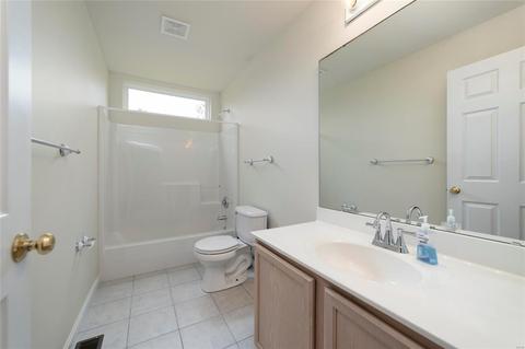 682 Hawk Run Dr, O'fallon, MO 63368 photo 22