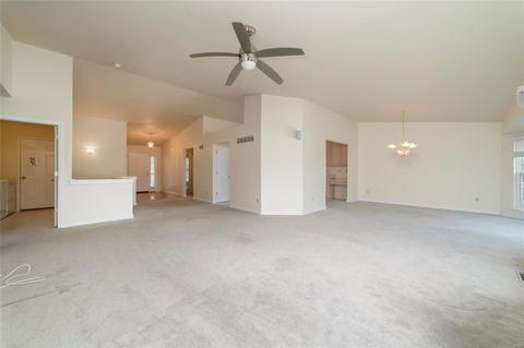682 Hawk Run Dr, O'fallon, MO 63368 photo 4