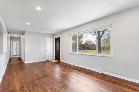 19 Doris Ave, O'fallon, MO 63368 photo 4
