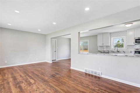 19 Doris Ave, O'fallon, MO 63368 photo 6