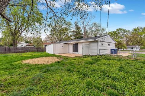 909 Danton Ct, Ballwin, MO 63011 photo 20