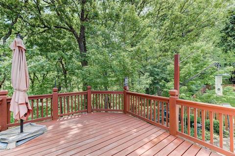 527 Rosewell Ct, Ballwin, MO 63021 photo 14