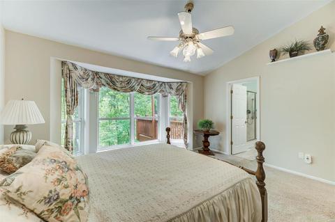 527 Rosewell Ct, Ballwin, MO 63021 photo 9