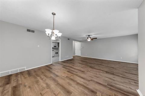 922 Claytonbrook Dr #3, Ballwin, MO 63011 photo 4
