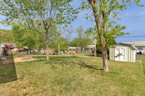7437 Dalgren Dr, Saint Louis, MO 63123 photo 29