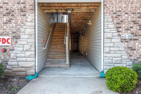 410 Bramblett Hls, O'fallon, MO 63366 photo 3