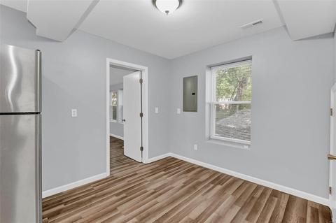 4131 Wright Ave, Saint Ann, MO 63074 photo 9