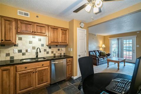 921 Hanna Place Ct #E, Manchester, MO 63021 photo 15