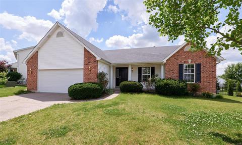 289 Grand Dr, O'fallon, MO 63366 photo 1