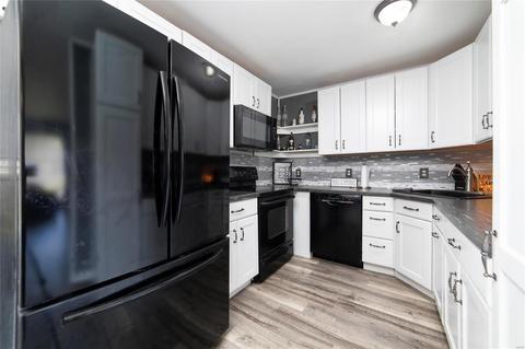 204 Bittersweet Dr, O'fallon, MO 63366 photo 8