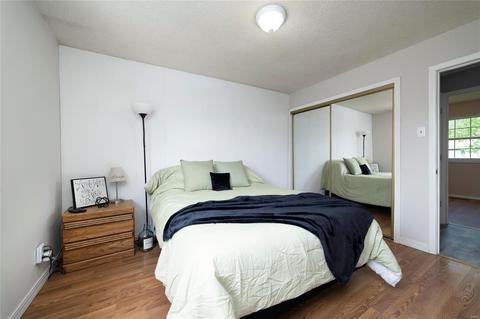 204 Bittersweet Dr, O'fallon, MO 63366 photo 15