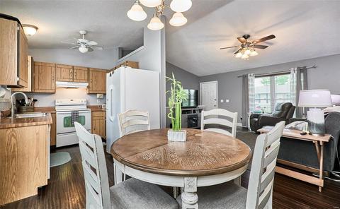 1354 Half Moon Dr, O'fallon, MO 63366 photo 8