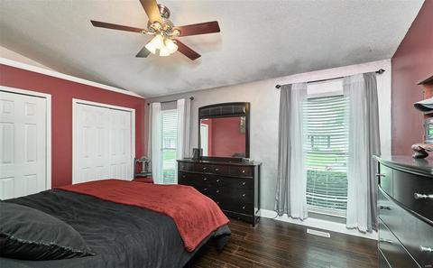 1354 Half Moon Dr, O'fallon, MO 63366 photo 12