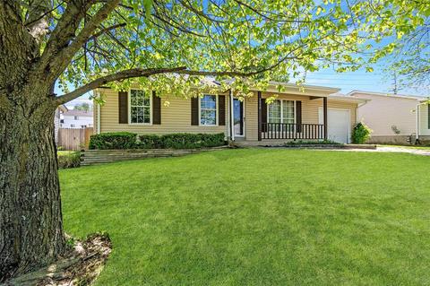1338 White Hawk Dr, O'fallon, MO 63366 photo 2