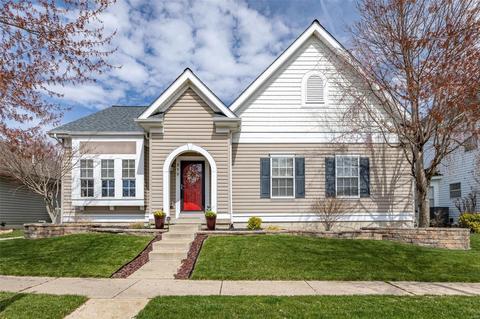 579 Misty Mountain Dr, O'fallon, MO 63368 photo 1