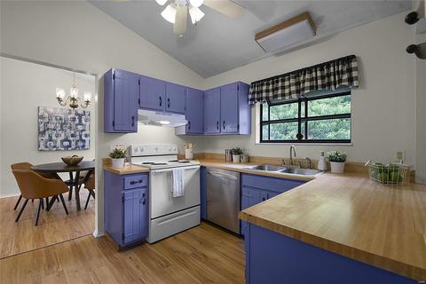 1070 Treetop Trail Dr, Manchester, MO 63021 photo 10