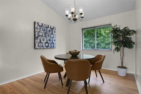 1070 Treetop Trail Dr, Manchester, MO 63021 photo 5