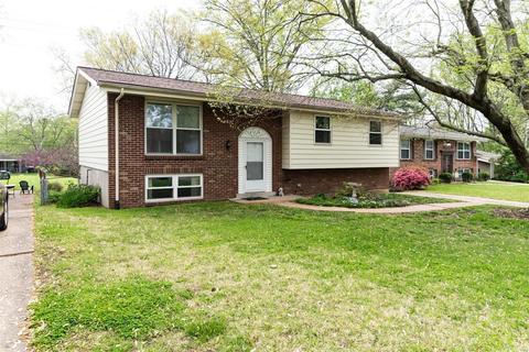 914 Sherwick Ter, Manchester, MO 63021 photo 1
