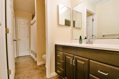 161 Carmel Woods Dr, Ellisville, MO 63021 photo 11