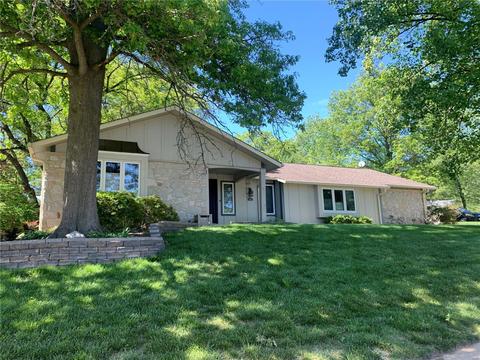 413 Glenmeadow, Ballwin, MO 63011 photo 1