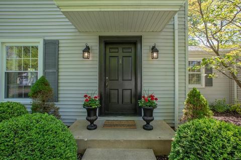 9 Weldon Spring Heights Dr, Weldon Spring, MO 63304 photo 3