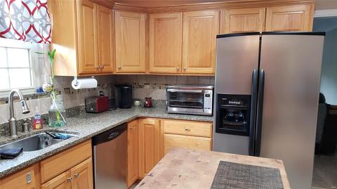 3447 Frontier Dr, Saint Charles, MO 63303 photo 8