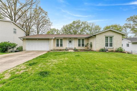 809 Courtland Pl, Manchester, MO 63021 photo 1