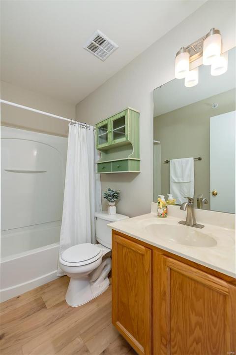 1625 Forest Spgs #D, Ballwin, MO 63021 photo 15