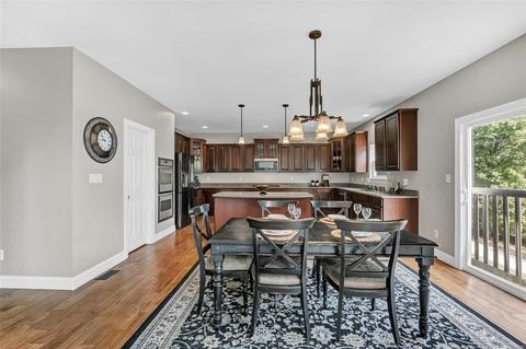 210 Irish Hound Dr, O'fallon, MO 63368 photo 10