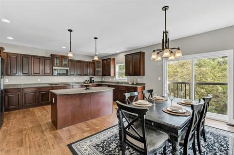 210 Irish Hound Dr, O'fallon, MO 63368 photo 11