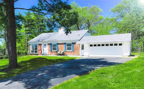 918 Crestland Dr, Ballwin, MO 63021 photo 1