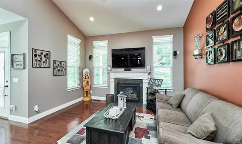 928 Summit Oaks Dr, Eureka, MO 63025 photo 15