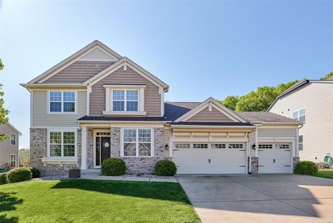 928 Summit Oaks Dr, Eureka, MO 63025 photo 2