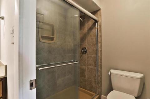 1151 Pinrun Dr, Ballwin, MO 63011 photo 33