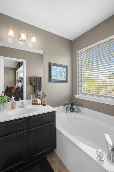 1421 Quiver Dr, O'fallon, MO 63366 photo 18