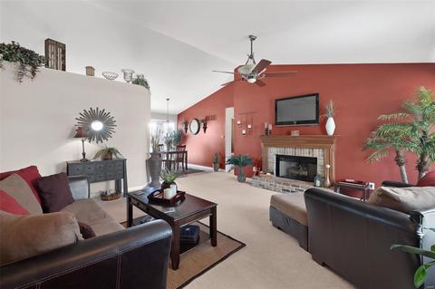 1421 Quiver Dr, O'fallon, MO 63366 photo 4