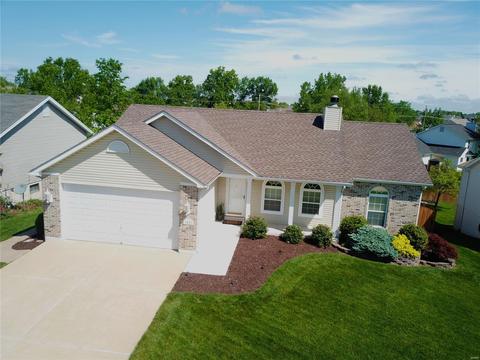 1421 Quiver Dr, O'fallon, MO 63366 photo 1