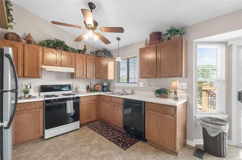 1421 Quiver Dr, O'fallon, MO 63366 photo 9
