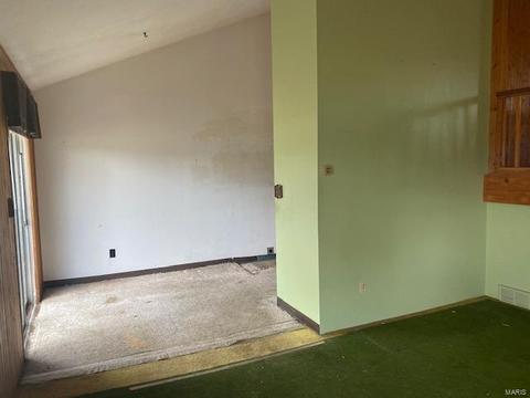 422 Country Downs, Ballwin, MO 63021 photo 2