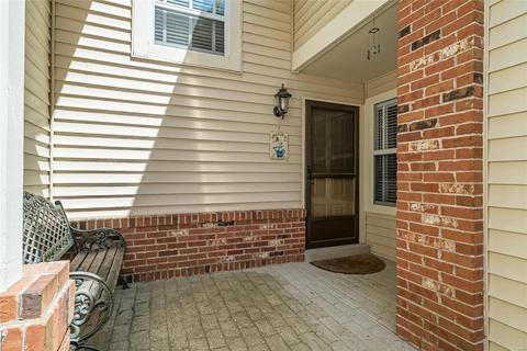 1337 Stone Run Dr, Ballwin, MO 63021 photo 2
