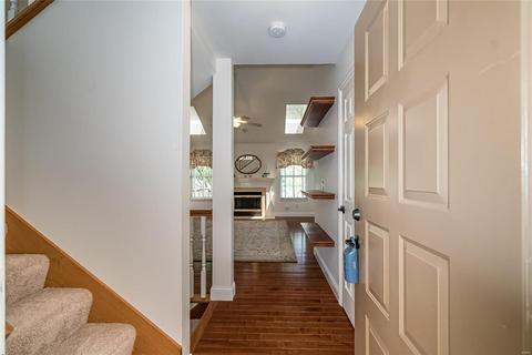 1337 Stone Run Dr, Ballwin, MO 63021 photo 5