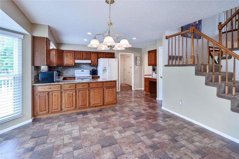 5 Albemarle Ct, O'fallon, MO 63368 photo 3